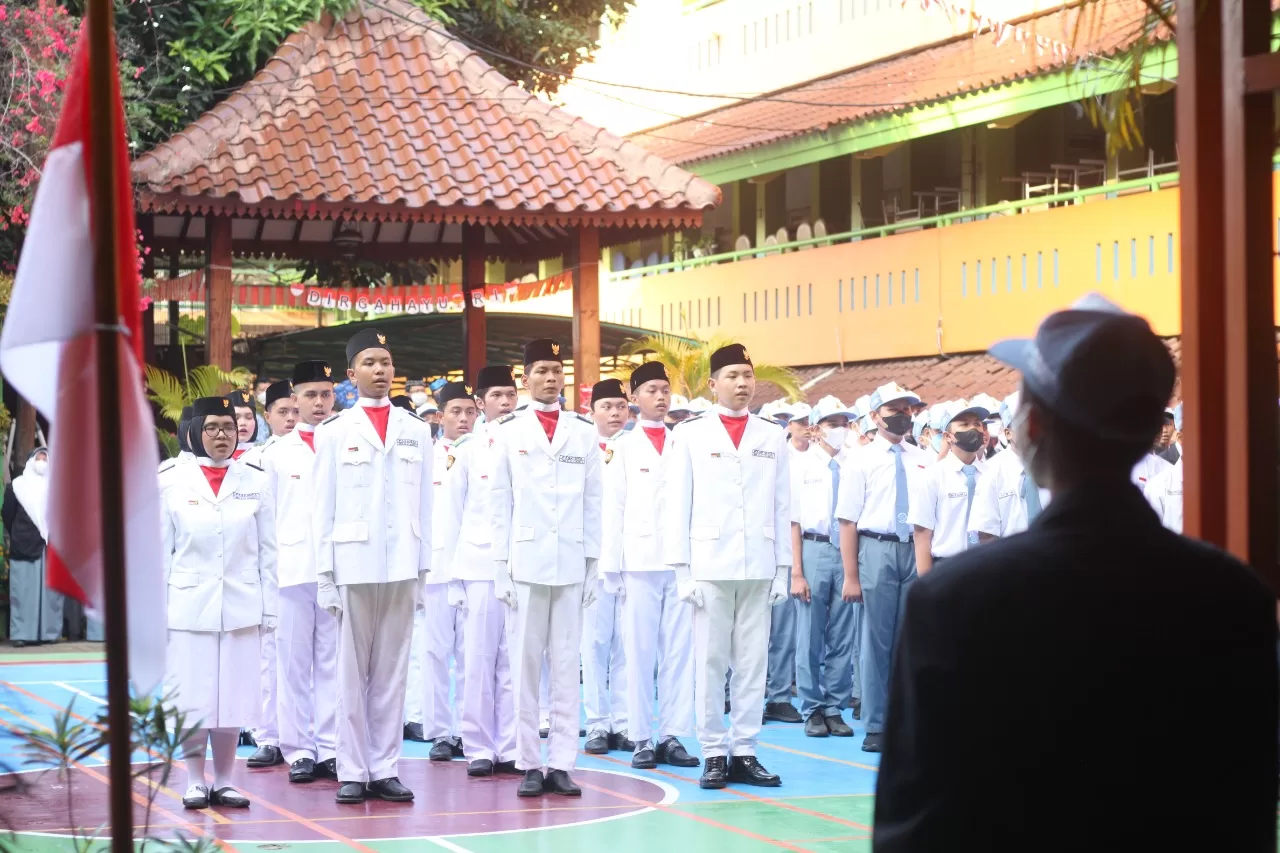 UPACARA SMKN 41