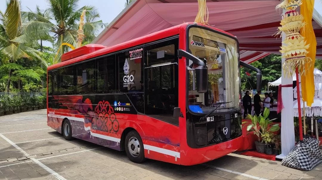 Bus Listrik Merah Putih Kolaborasi Perguruan Tinggi dengan Dunia Industri Diluncurkan