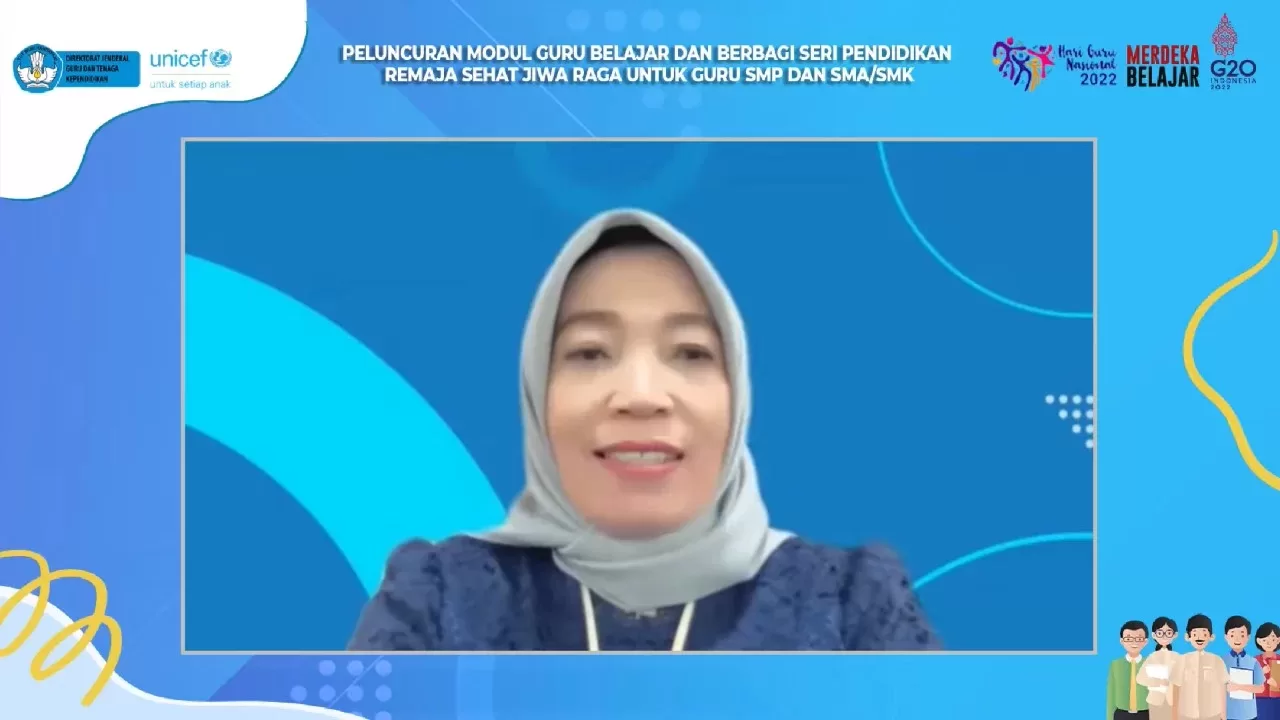 Plt. Dirjen GTK, Nunuk Suryani, dalam peluncuran Modul Guru Belajar dan Berbagi Seri Remaja Sehat Jiwa dan Raga untuk guru SMP, SMA, dan SMK, Senin (31/10). (Tangkap layar: Webinar).