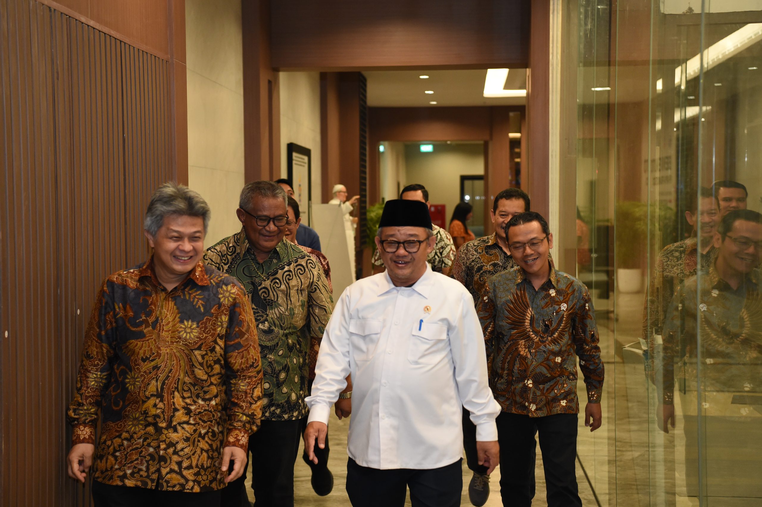 20241106_Mendikdasmen Audiensi dengan KWI_Rayhan (37)